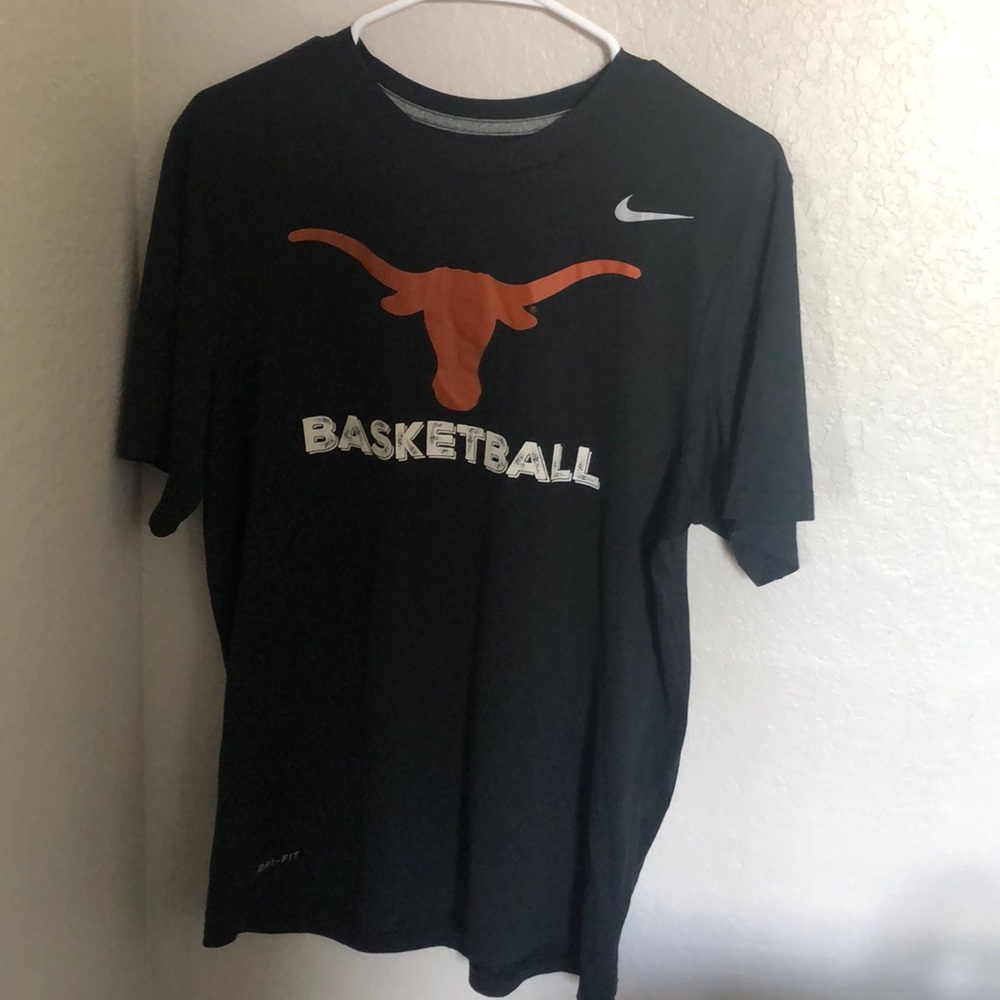 Black University of Texas Basketball shirt